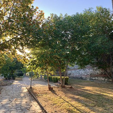 Gemuetliches Appartement In Ano Poli Salonicco Esterno foto