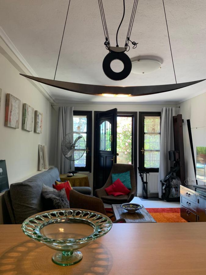 Gemuetliches Appartement In Ano Poli Salonicco Esterno foto