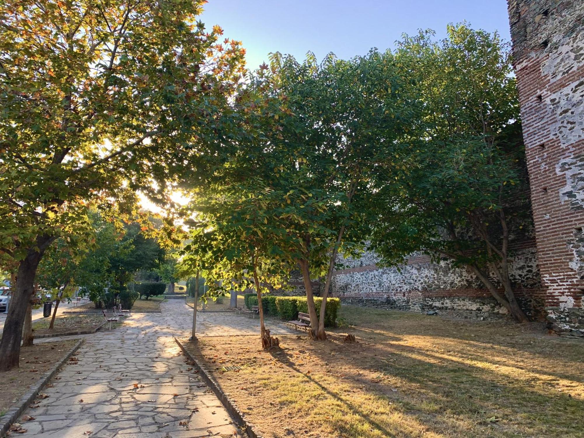 Gemuetliches Appartement In Ano Poli Salonicco Esterno foto